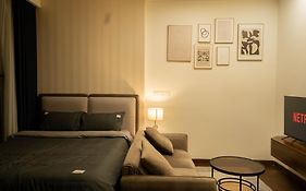 Ở Nhà Apartment Vinhomes Smart City